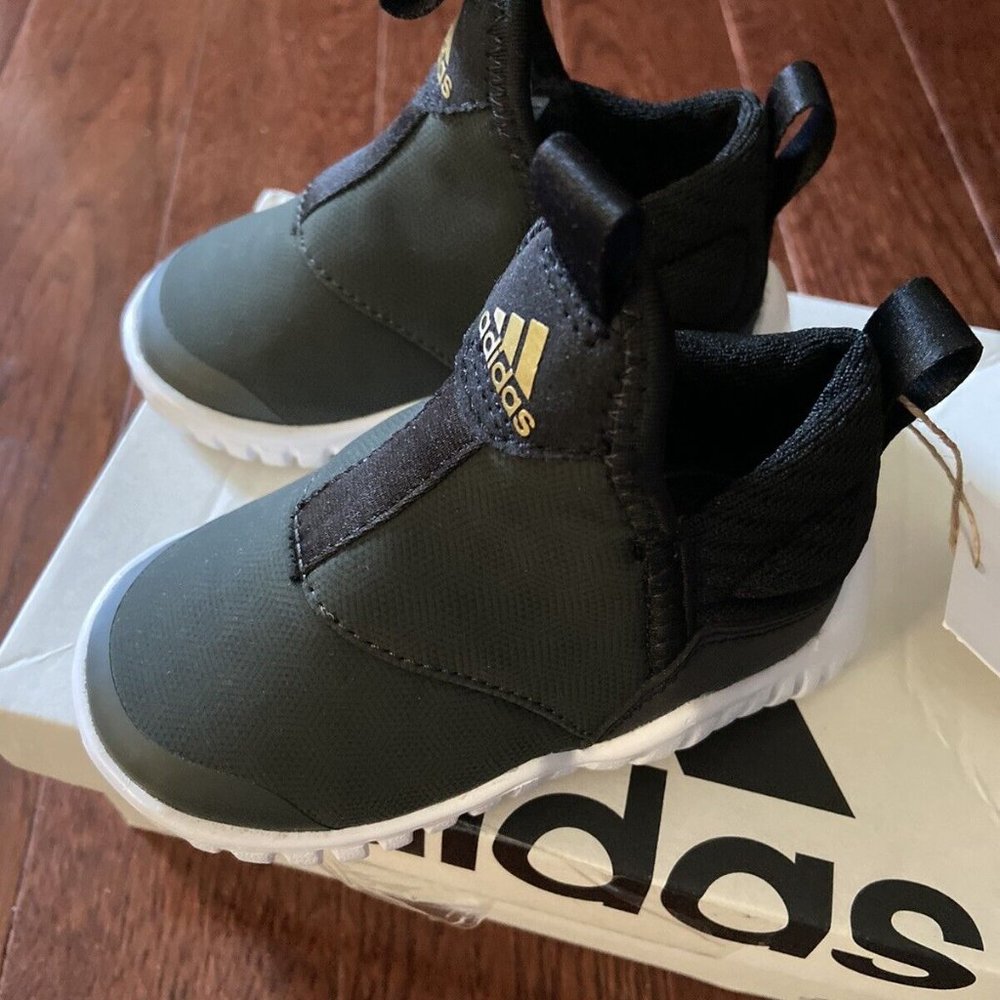 NWT Adidas Kids Unisex Shower Sneaker Shoe Gift Toddler Newborn Easter Birthday